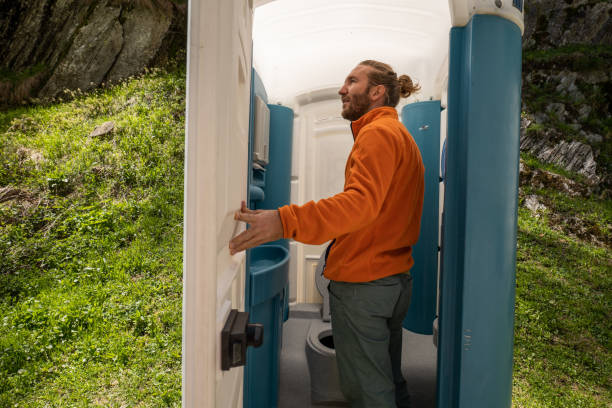 Best Construction site porta potty rental  in Pleasantville, IA